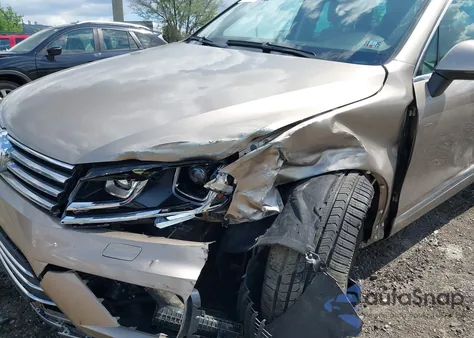 2015 Volkswagen Touareg Tdi Lux from USA, damaged, VIN WVGEP9BP1FD004040